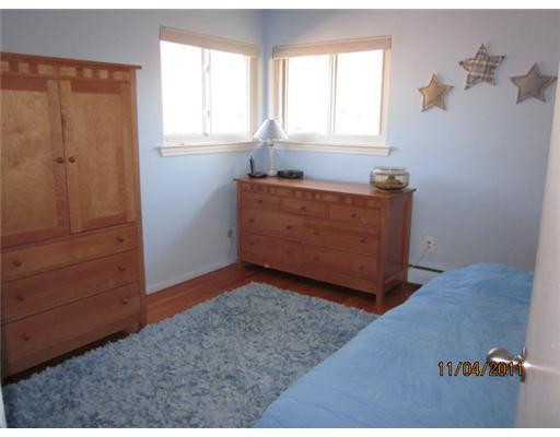 2402 Yorkshire Road Ann Arbor, MI 48104 - Photo 12 of 19 Photo 12