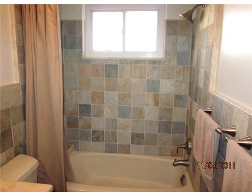 2402 Yorkshire Road Ann Arbor, MI 48104 - Photo 15 of 19 Photo 15