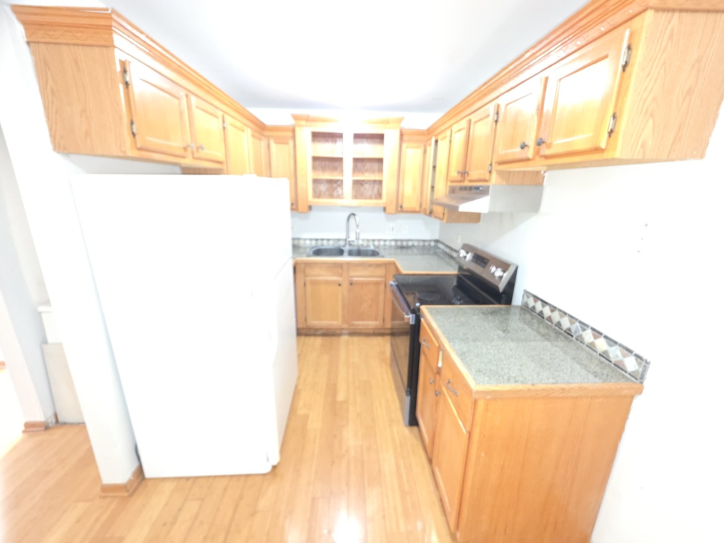 2800 Light Road, Unit 204 Oswego, IL 60543 - Photo 4 of 5