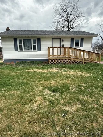 $215,000 | 506 North College Avenue, Salem, IN 47167