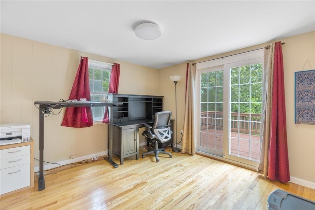 7 Lincoln Avenue Holbrook, MA 02343 - Photo 14 of 32 Gallery Image 14