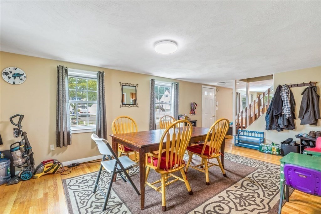 7 Lincoln Avenue Holbrook, MA 02343 - Photo 6 of 32 Gallery Image 6