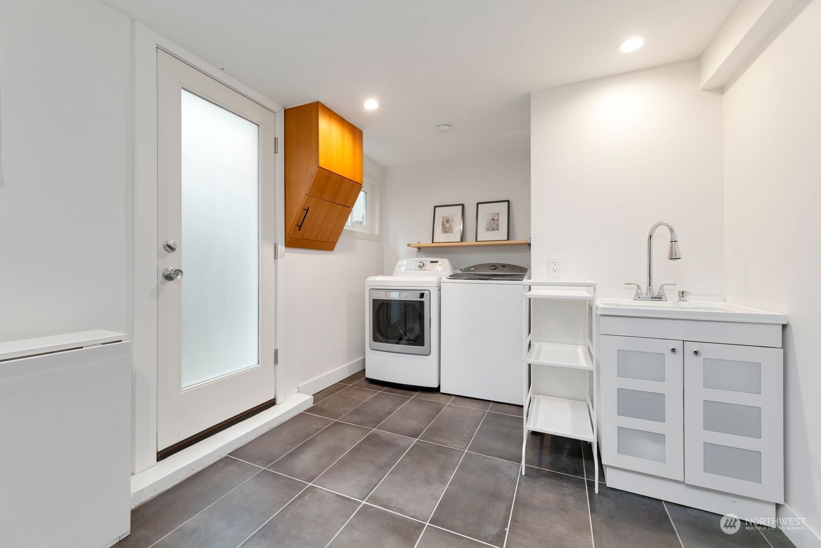 3710 West Armour Place Seattle, WA 98199 - Photo 28 of 40