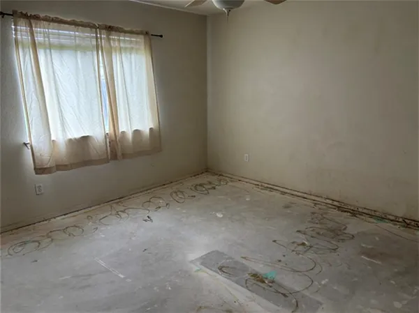 $242,500 | 12828 Starbrimson Trail, Elgin, TX 78621