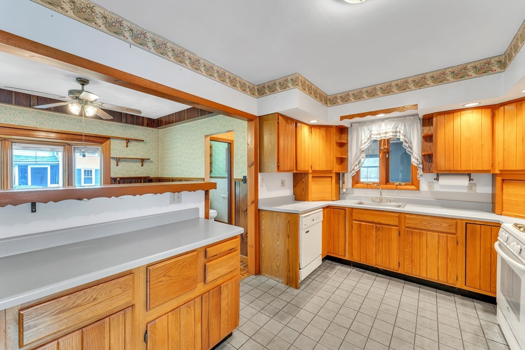 59 Middlefield Road Chester, MA 01011 - Photo 7 of 39