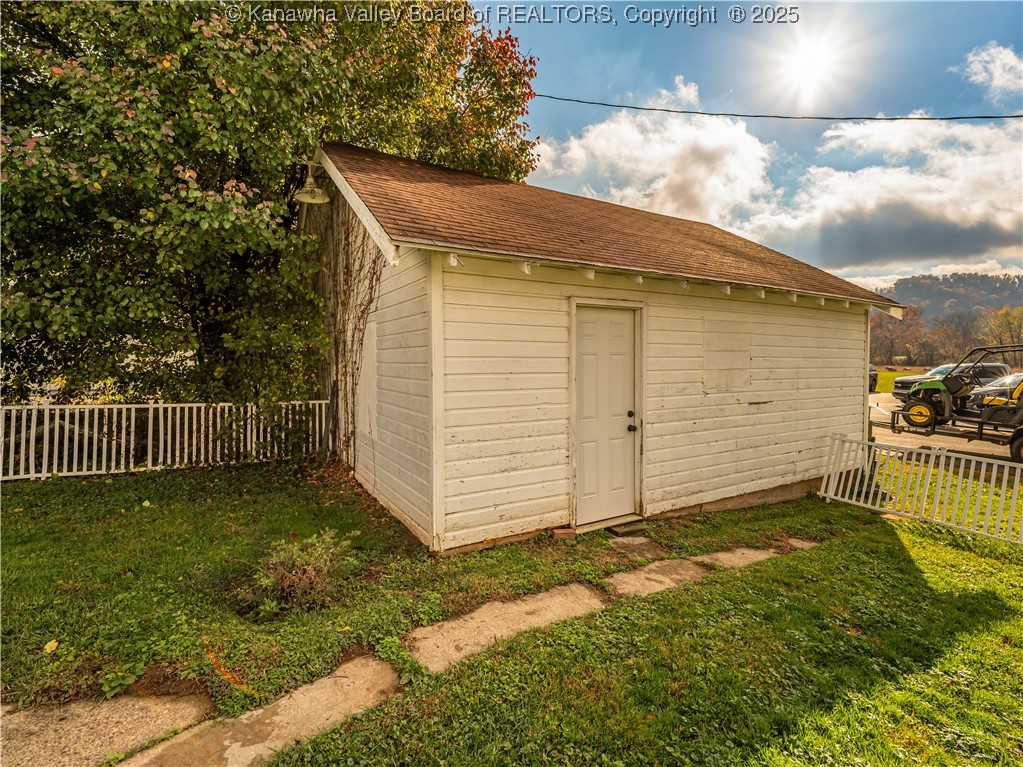 15026 Us Rt 60 Milton, WV 25541 - Photo 28 of 32 Gallery Image 28