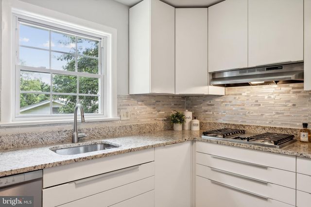 $1,180,000 | 5412 Linden Court, Bethesda, MD 20814