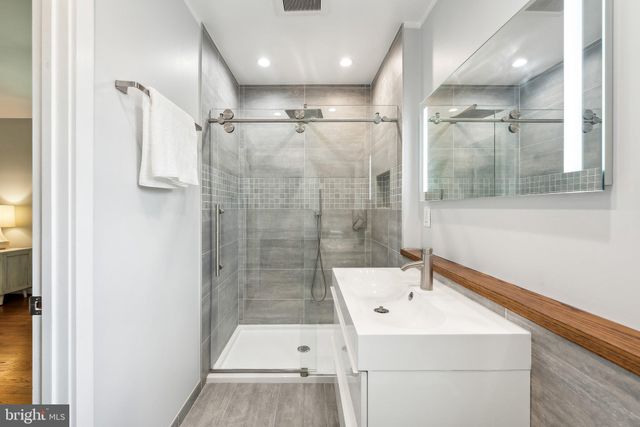 $1,180,000 | 5412 Linden Court, Bethesda, MD 20814