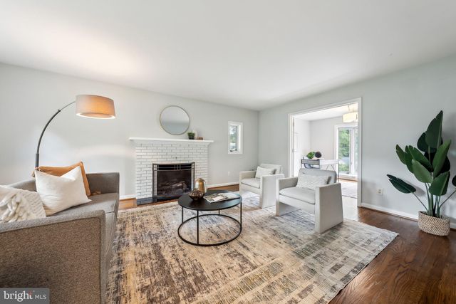 $1,180,000 | 5412 Linden Court, Bethesda, MD 20814