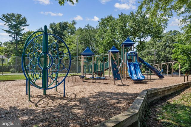 $1,180,000 | 5412 Linden Court, Bethesda, MD 20814