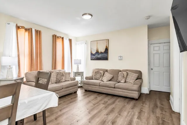 $869,900 | 11 10th Avenue, Haverhill, MA 01830