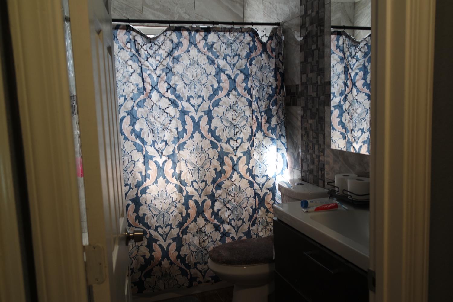 8745 Spruce Ridge Way Antelope, CA 95843 - Photo 4 of 11