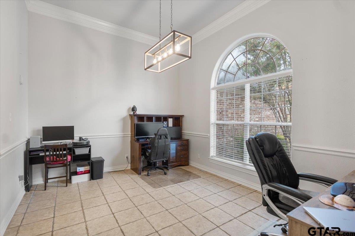 305 Bridgers Hill Road Longview, TX 75604 - Photo 8 of 47