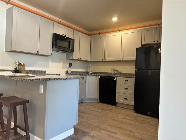 $1,850 | 327 Pine Street, Unit 2006, Pawtucket, RI 02860