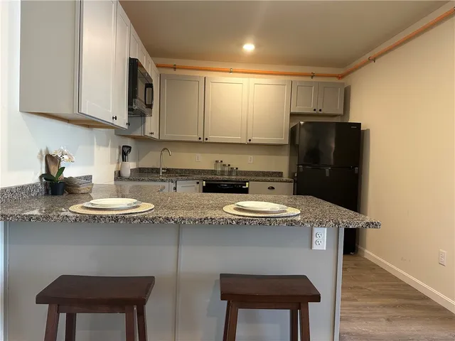 $1,850 | 327 Pine Street, Unit 2006, Pawtucket, RI 02860