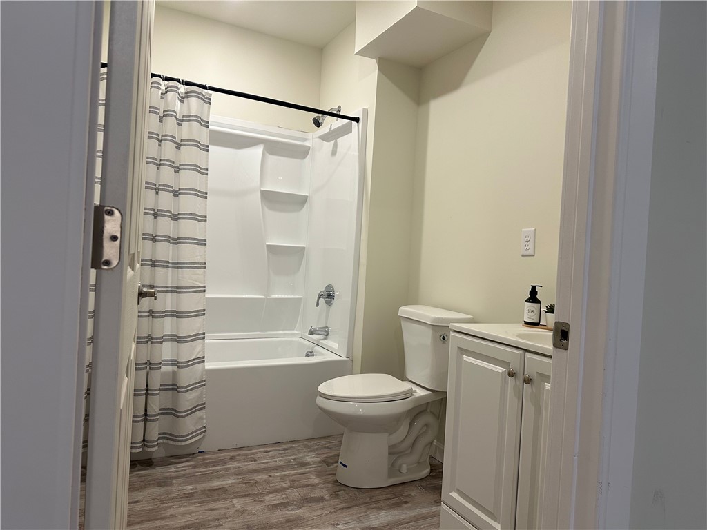 327 Pine Street, Unit 2006 Pawtucket, RI 02860 - Photo 20 of 23