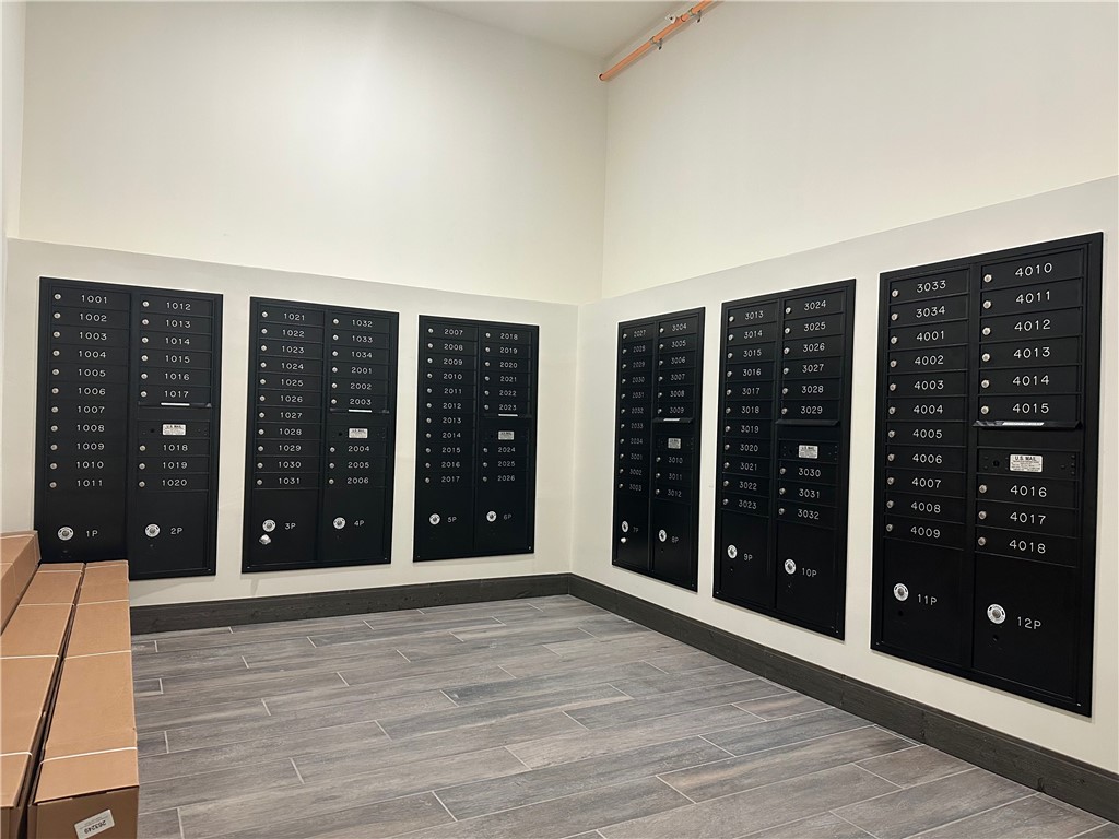 327 Pine Street, Unit 2006 Pawtucket, RI 02860 - Photo 3 of 23