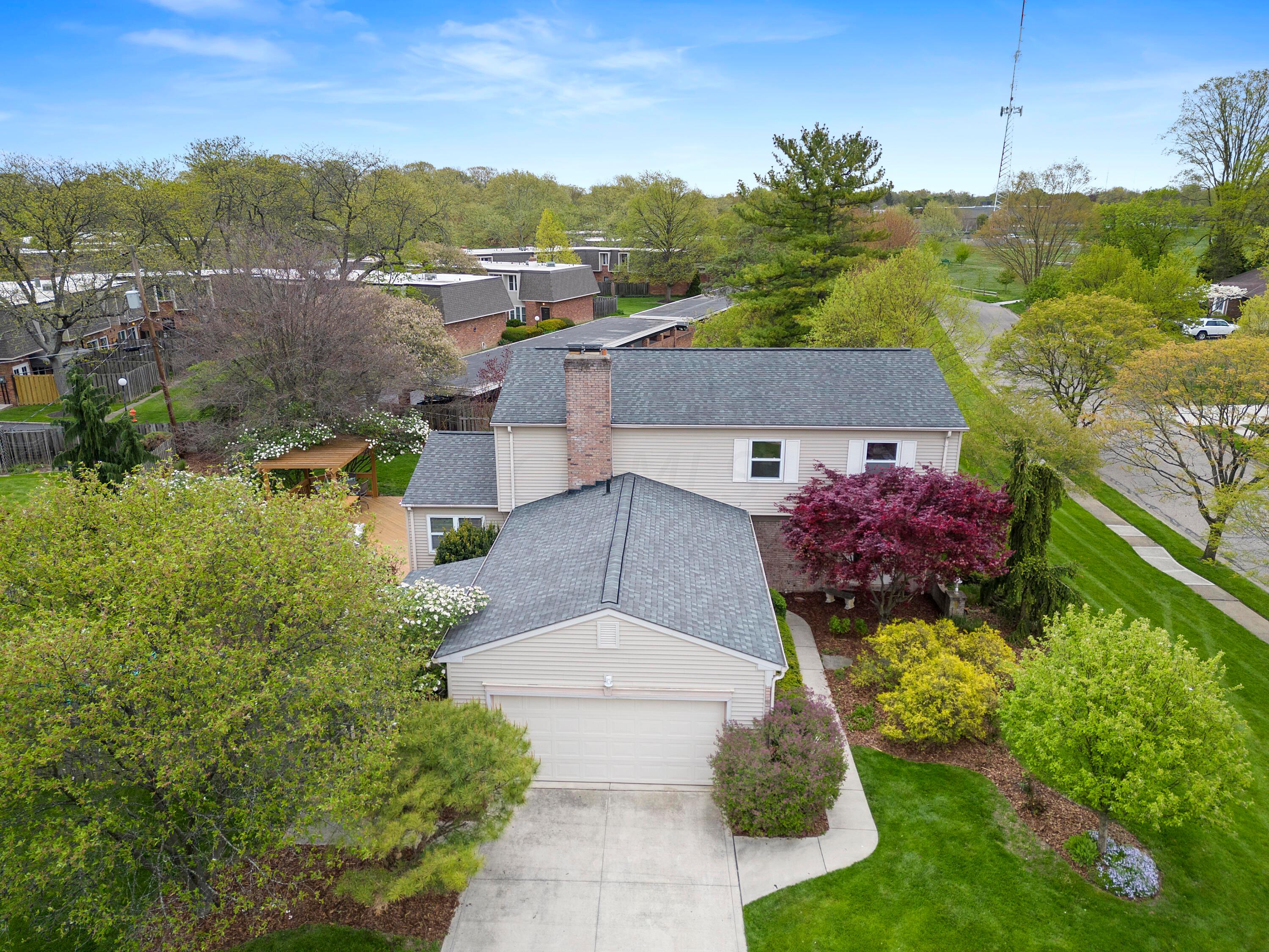 1650 Oak Hill Road Columbus, OH 43220 - Photo 64 of 67 Aerial View