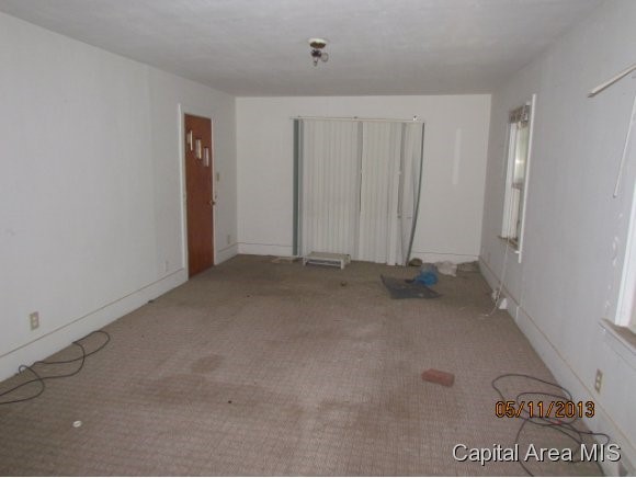 1957 South 19th Street Springfield, IL 62703 - Photo 7 of 9