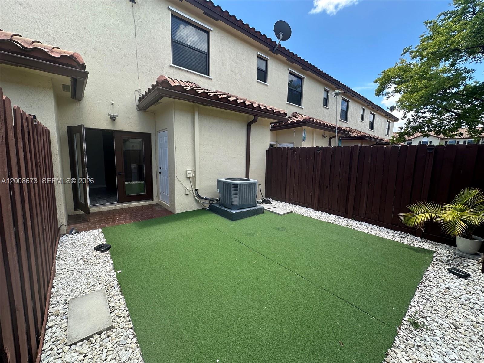 3211 Southeast 6th Street Homestead, FL 33033 - Photo 26 of 41