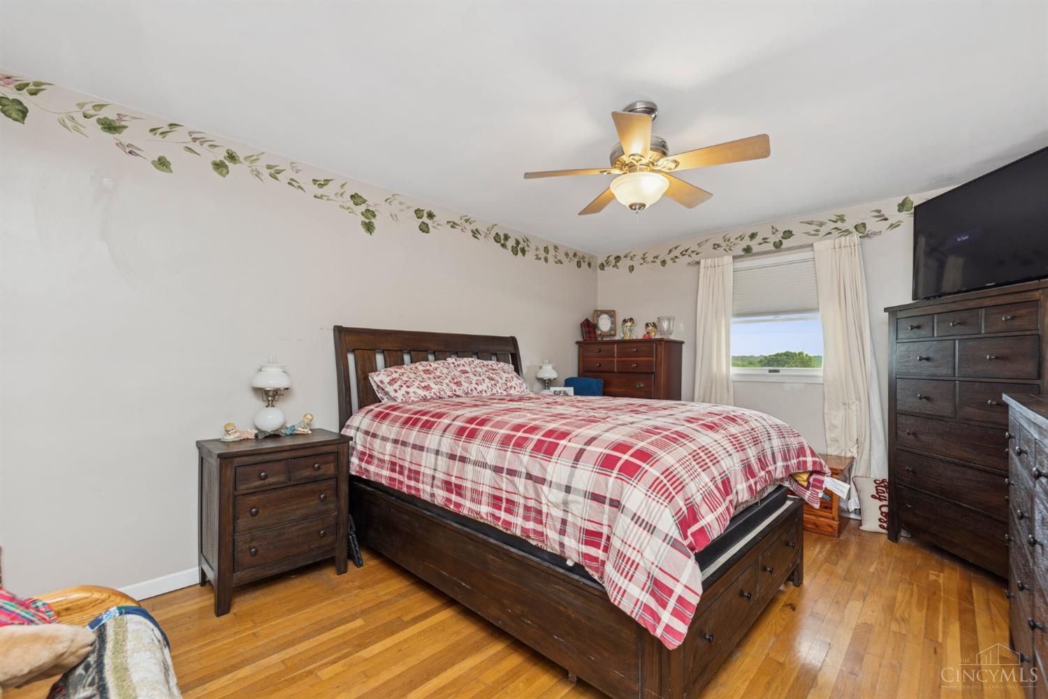 3430 Hamilton New London Road Hamilton, OH 45013 - Photo 4 of 46