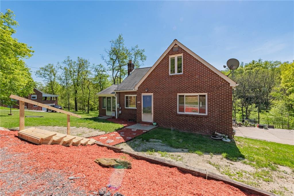 1946 Sandy Hill Road North Huntingdon, PA 15642 - Photo 1 of 25 Gallery Image 1
