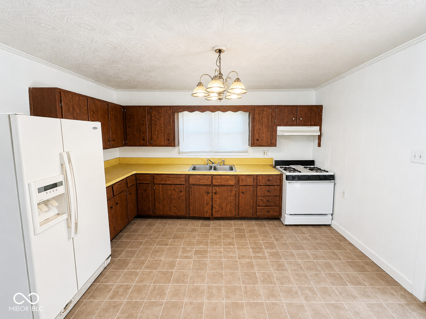 1016 East 29th Street Anderson, IN 46016 - Photo 10 of 22