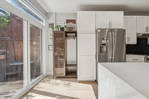 $1,299,999 | 219 West Goethe Street, Chicago, IL 60610