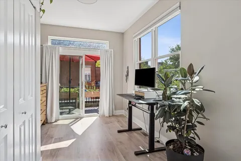 $1,299,999 | 219 West Goethe Street, Chicago, IL 60610