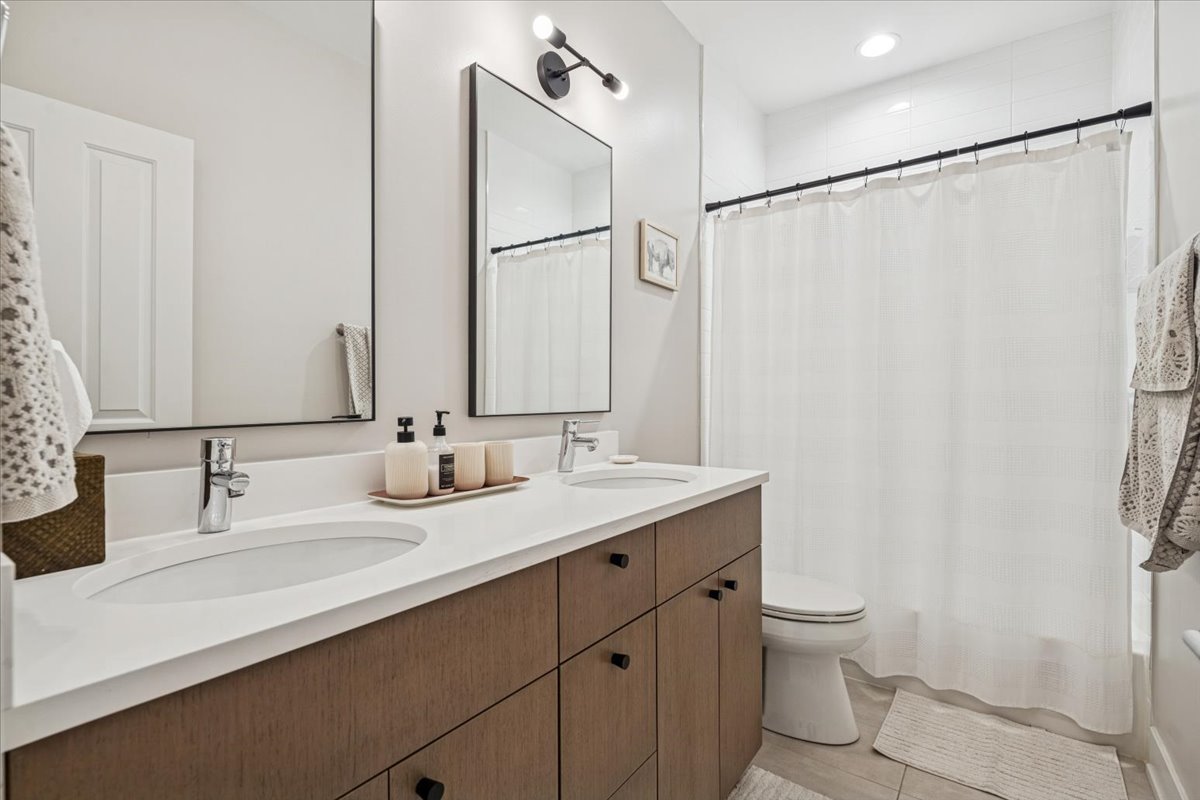 219 West Goethe Street Chicago, IL 60610 - Photo 35 of 55