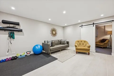 $1,299,999 | 219 West Goethe Street, Chicago, IL 60610