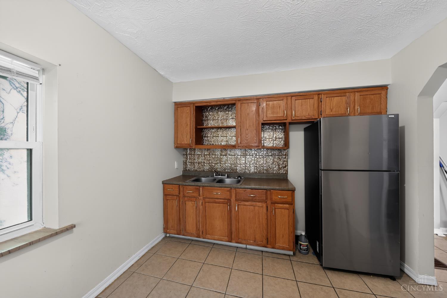 5804 Argus Road Cincinnati, OH 45224 - Photo 12 of 30