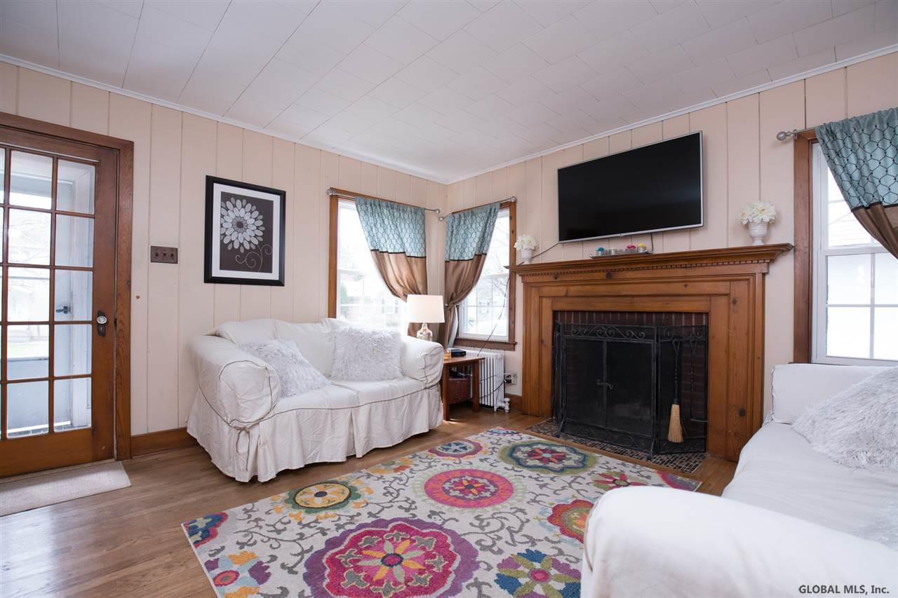 11 Crescent Drive Albany, NY 12208 - Photo 5 of 14 Photo 5