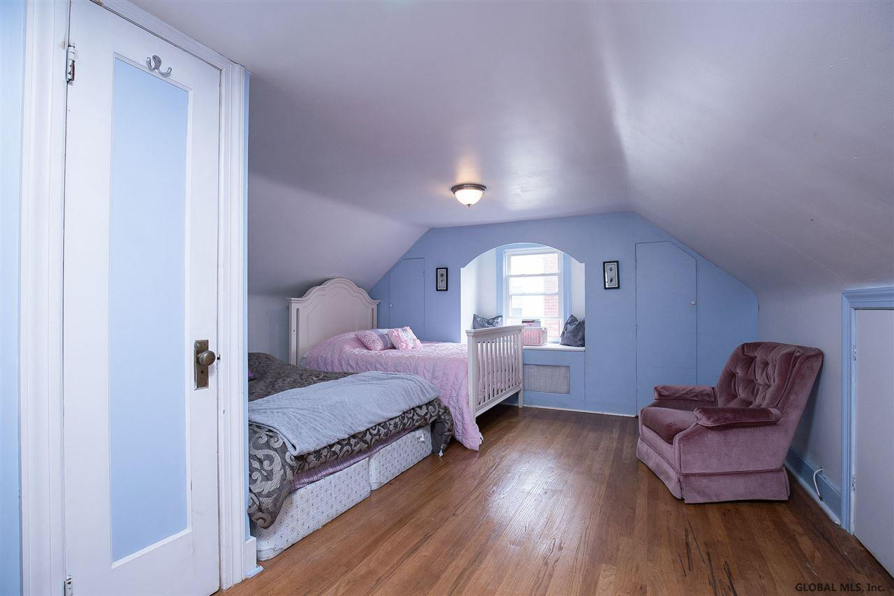 11 Crescent Drive Albany, NY 12208 - Photo 7 of 14 Photo 7