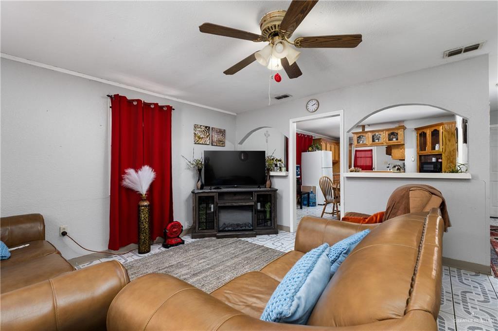 229 Arroyo Street Santa Rosa, TX 78593 - Photo 5 of 18