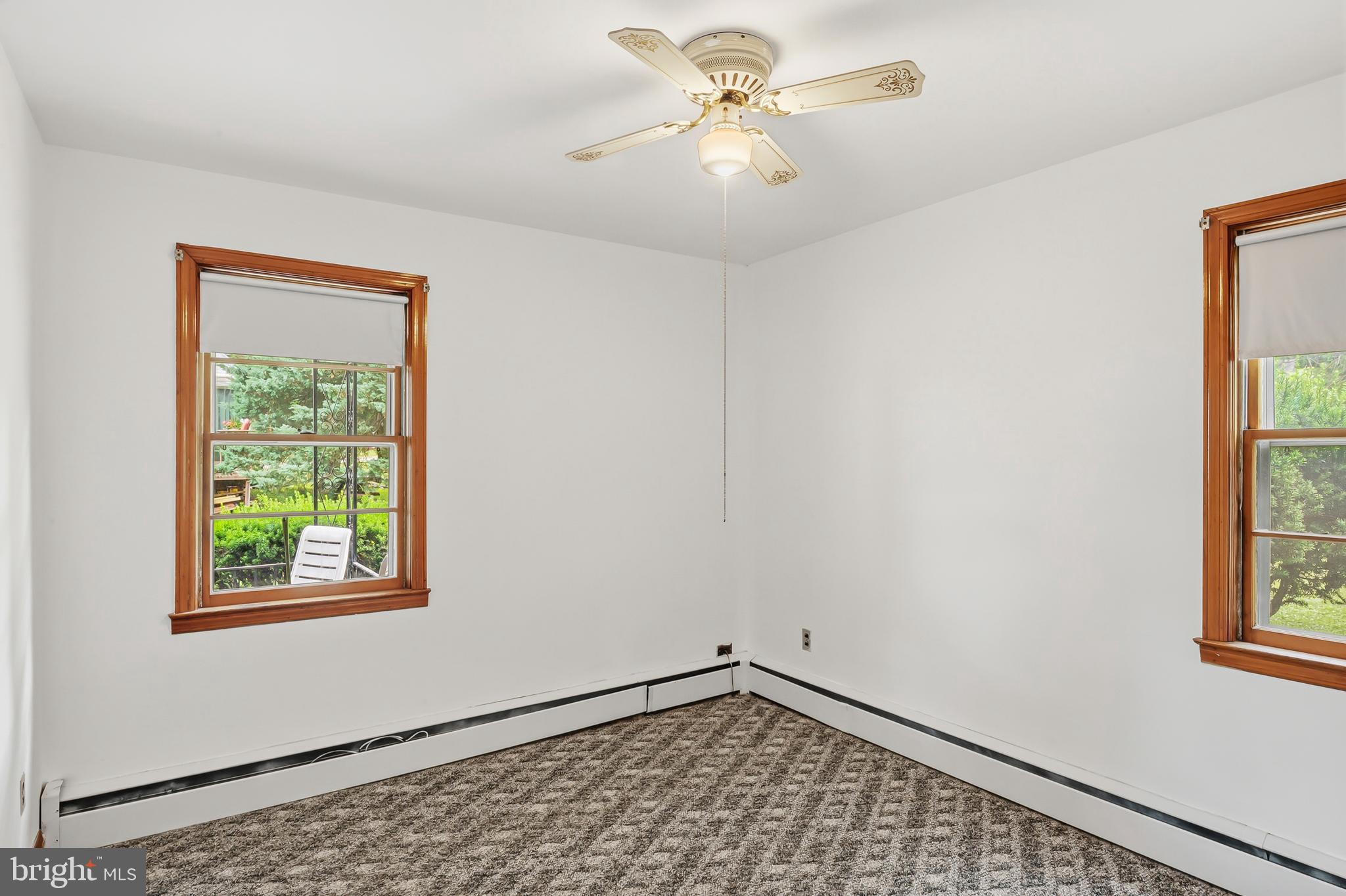 211 Hillendale Avenue Baltimore, MD 21227 - Photo 16 of 38 Bedroom 2
