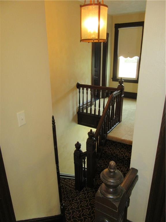608 Agnew Road Pittsburgh, PA 15227 - Photo 18 of 25