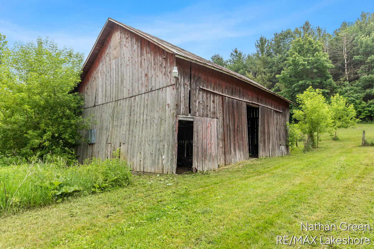 2122 Coats Grove Road Hastings, MI 49058 - Photo 23 of 36