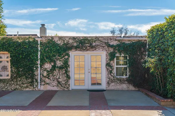 $2,095,000 | 4524 Greengate Court, Westlake Village, CA 91361
