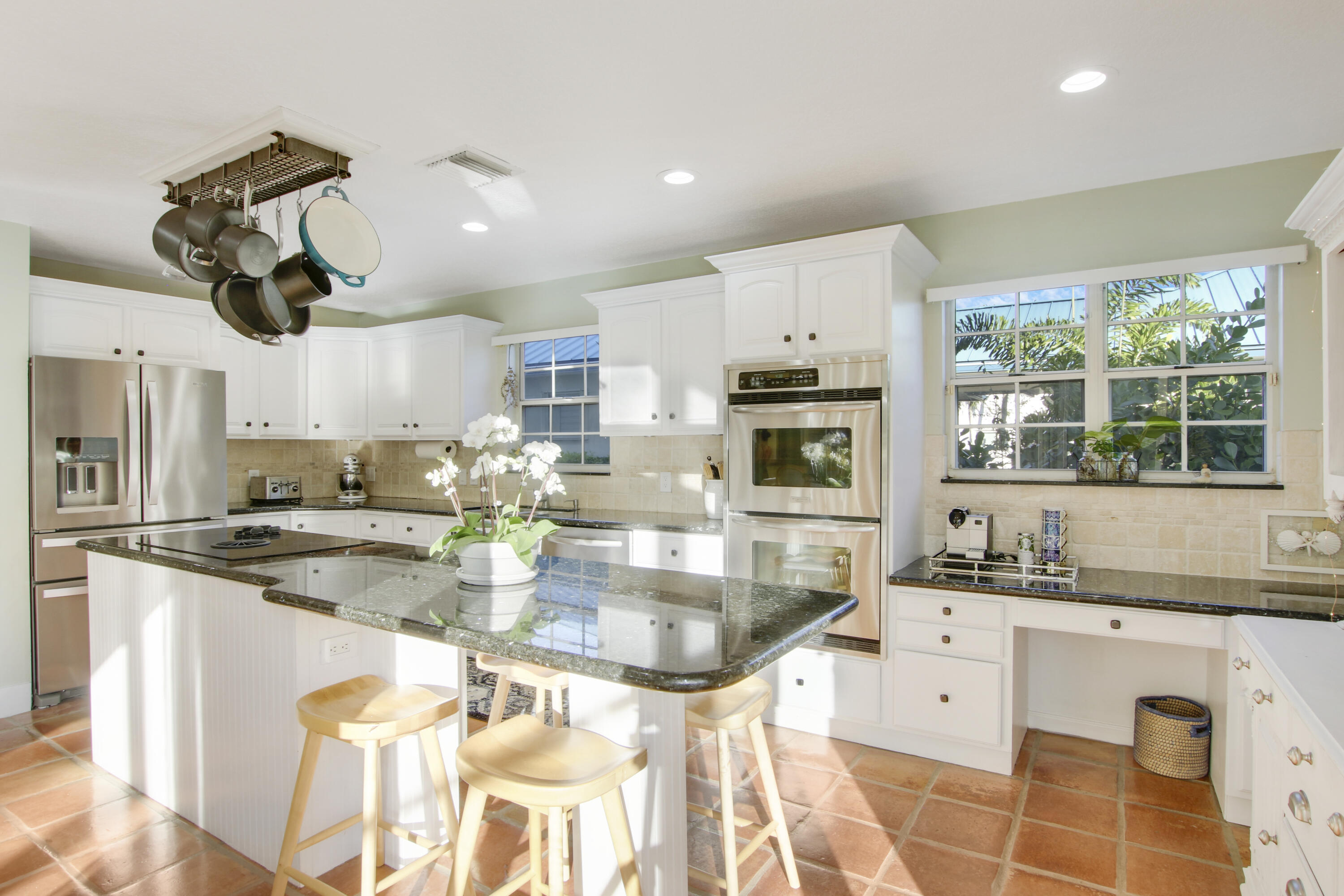 6370 Longleaf Pine Drive Jupiter, FL 33458 - Photo 12 of 50 Kitchen