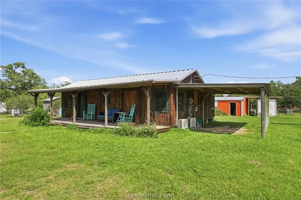 $235,000 | 116 South Yaupon Drive, Somerville, TX 77879