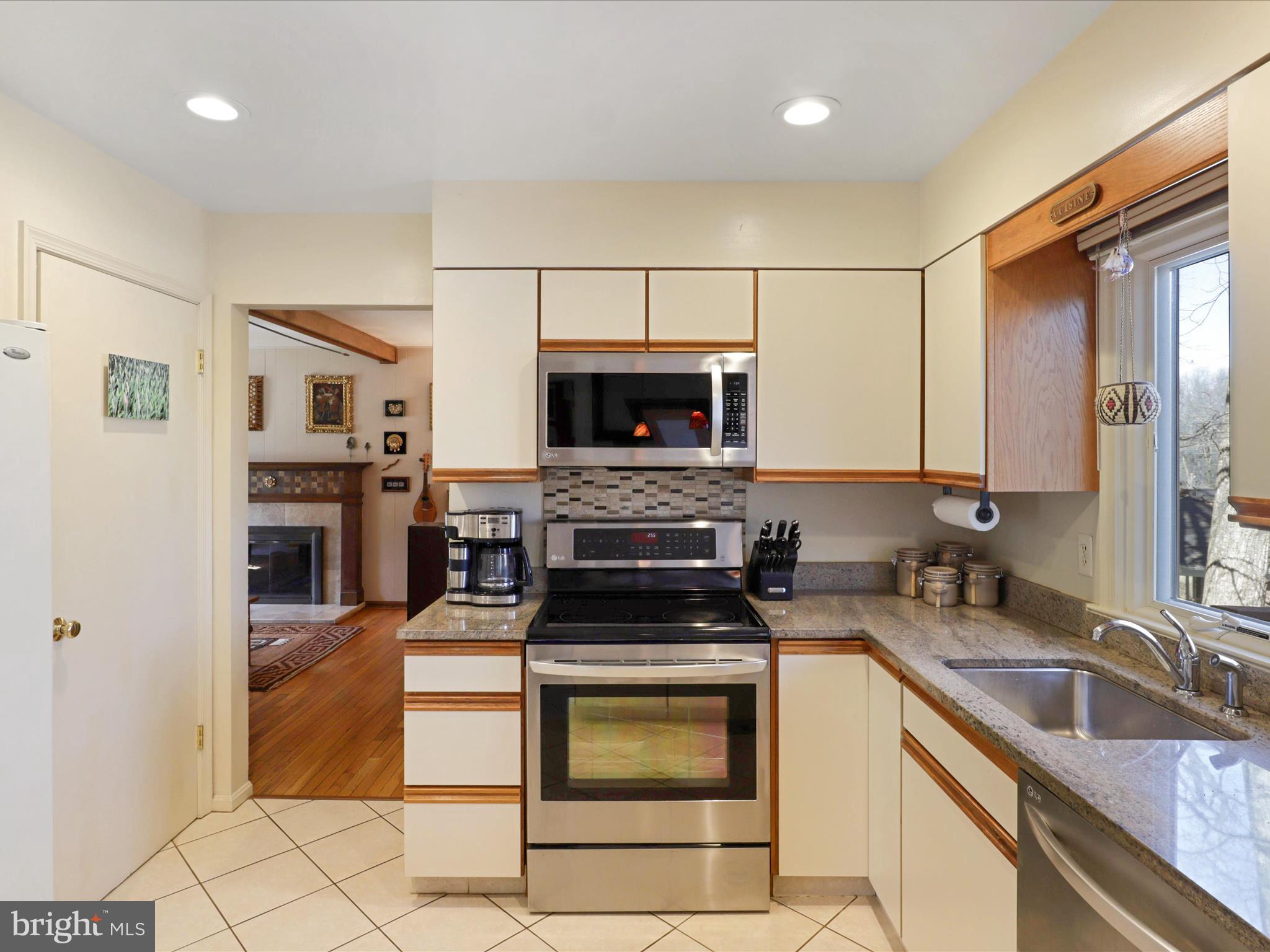 8706 Side Saddle Road Springfield, VA 22152 - Photo 23 of 76