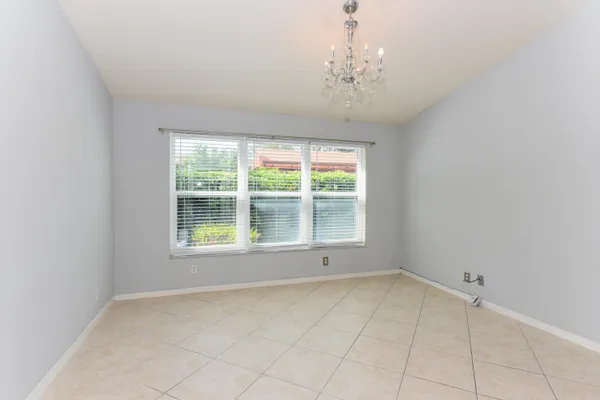 $354,000 | 6437 Park Lake Circle, Boynton Beach, FL 33437