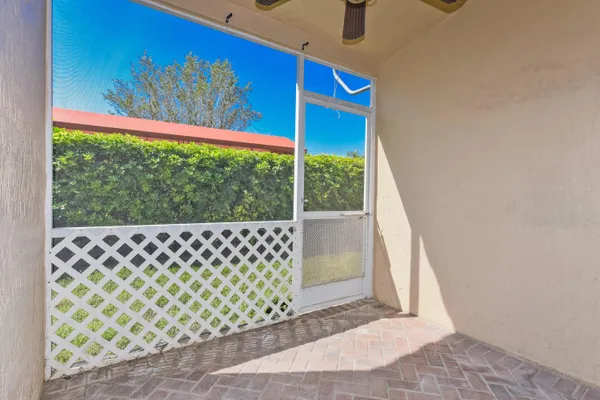 $354,000 | 6437 Park Lake Circle, Boynton Beach, FL 33437
