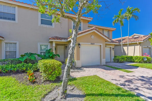 $354,000 | 6437 Park Lake Circle, Boynton Beach, FL 33437