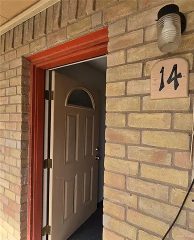 $550 | 306 East Roberts Avenue, Donna, TX 78537