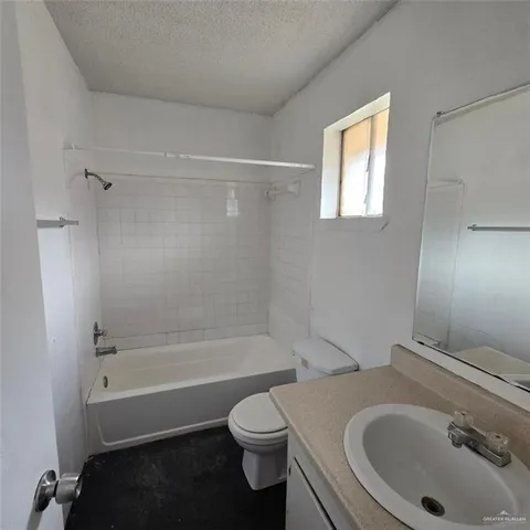 $550 | 306 East Roberts Avenue, Donna, TX 78537