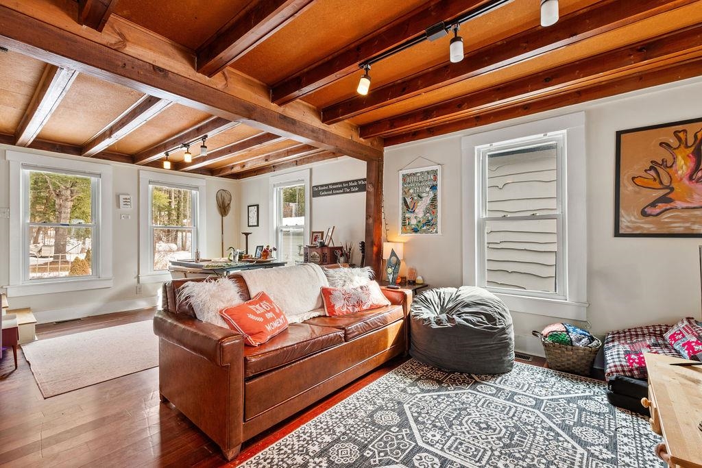 21 Washington Street Newbury, NH 03255 - Photo 2 of 31