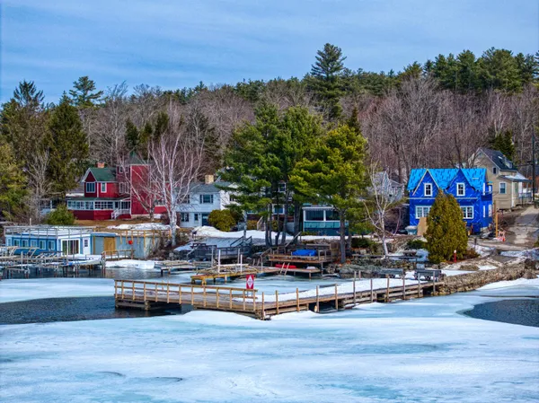 $450,000 | 21 Washington Street, Newbury, NH 03255