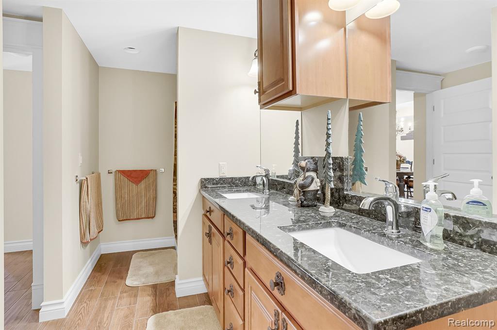 11612 Dunham Road Hartland, MI 48353 - Photo 38 of 45